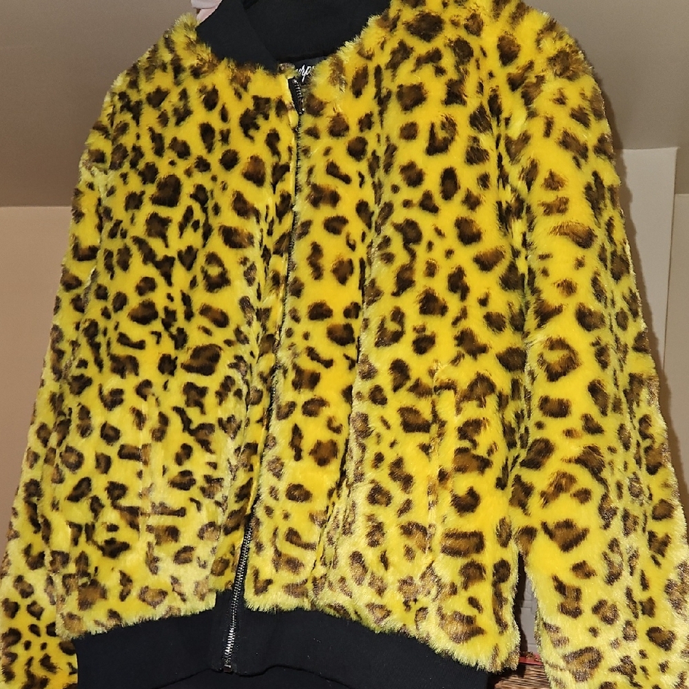 Leopard Print Faux Fur BomberJacket